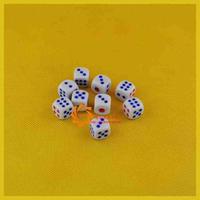 ROYALE CASINO DICE-011