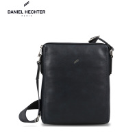 DANIEL HECHTER D131528121